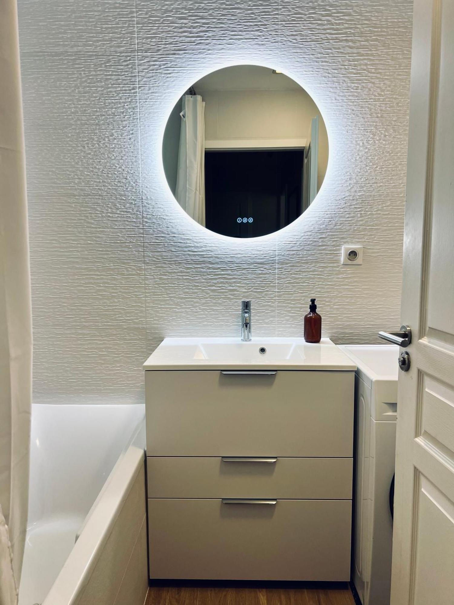 Appartement Climatise 3 Etoiles T3 Chic A Strasbourg Avec Billard Et Terrasse エクステリア 写真